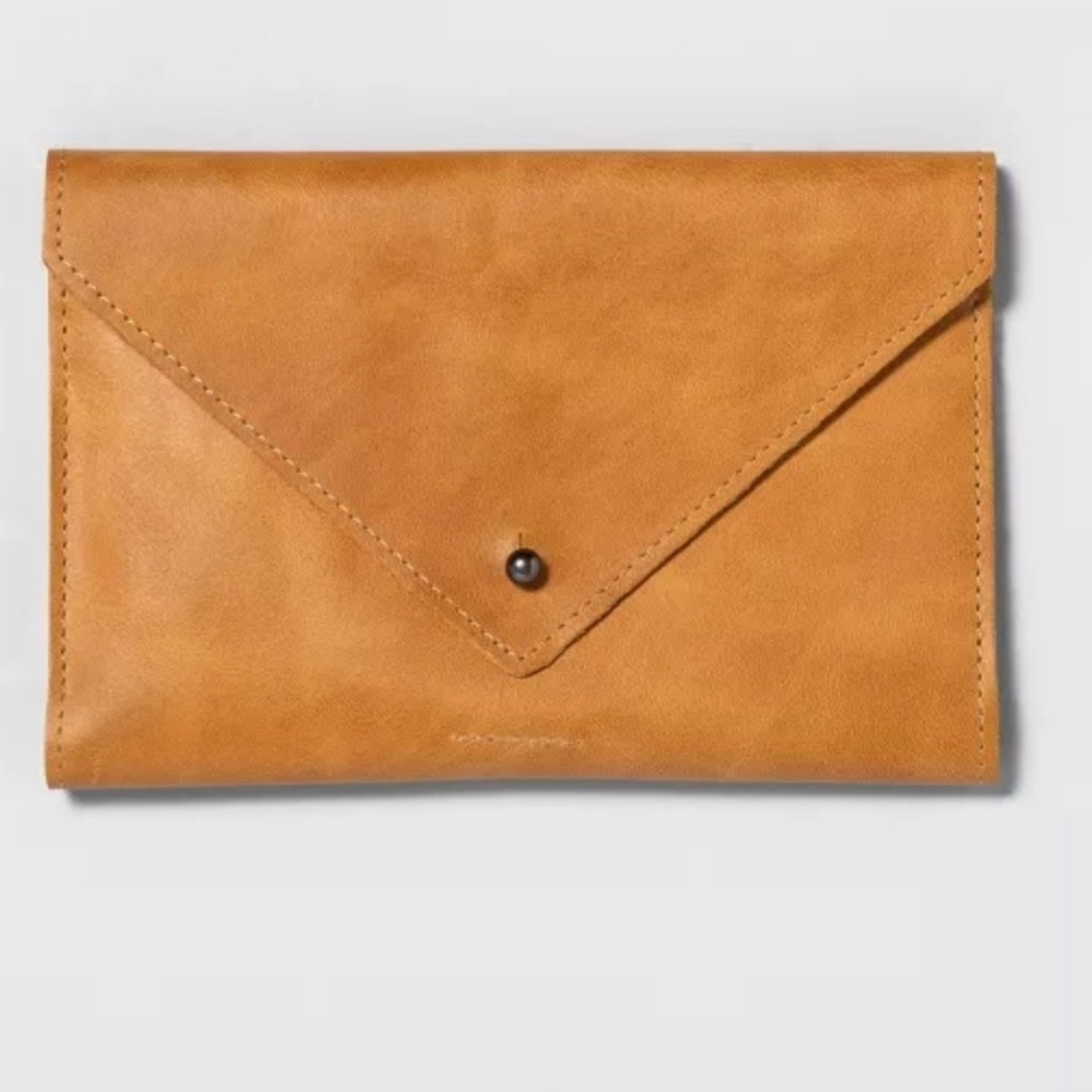 HEARTH & HAND NWT envelope shape fold over leather wallet -congac - Picture 2 of 8